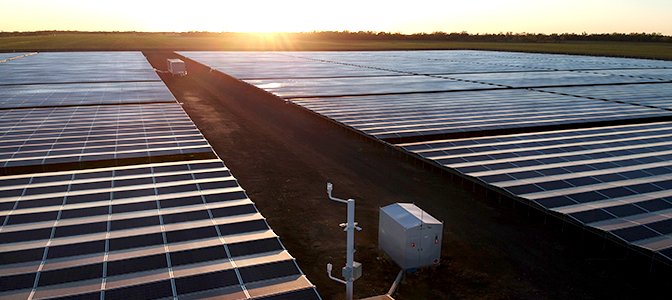 Kanowna Solar Farm in Northern NSW, Australia with a NOJA Power GMK (centre)