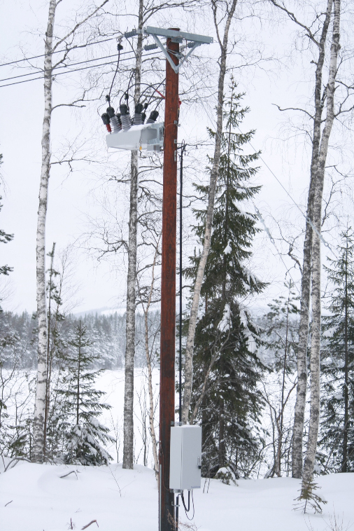 NOJA Power OSM Recloser installation in Sweden under sub zero temperatures.