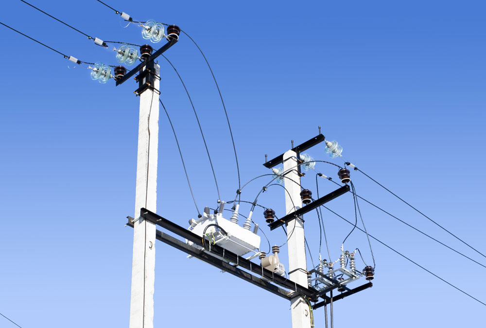 NOJA Power OSM Recloser with RC10 Controller Installation